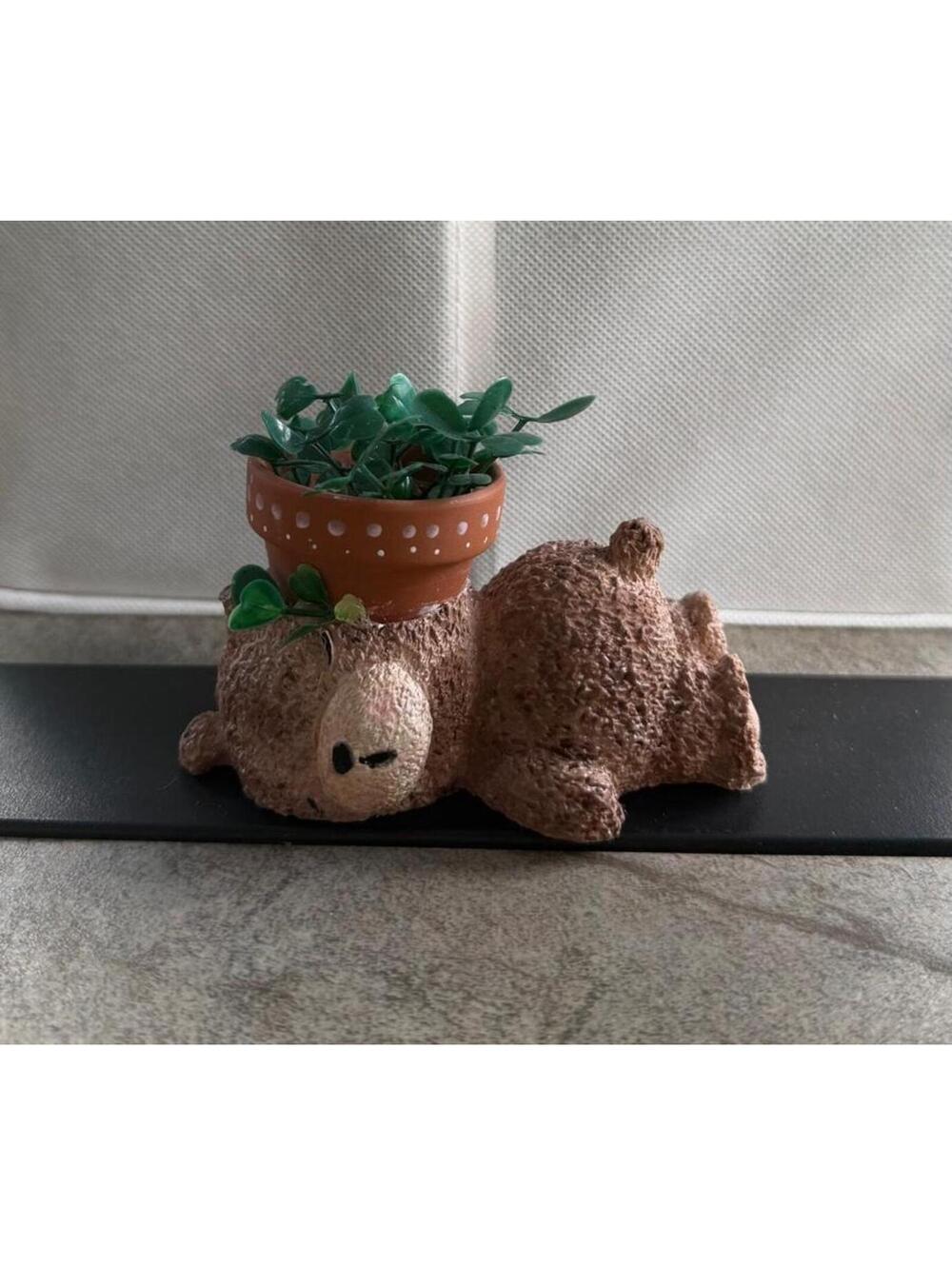 Hand-painted 3D brown bear small pot Cod15